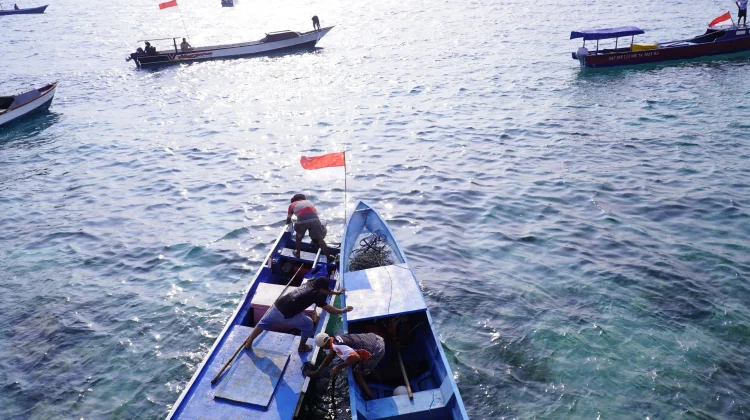 Sambut HUT ke-81 TNI, Kodim Tidore Gelar Lomba Mancing di Pantai Tugulufa