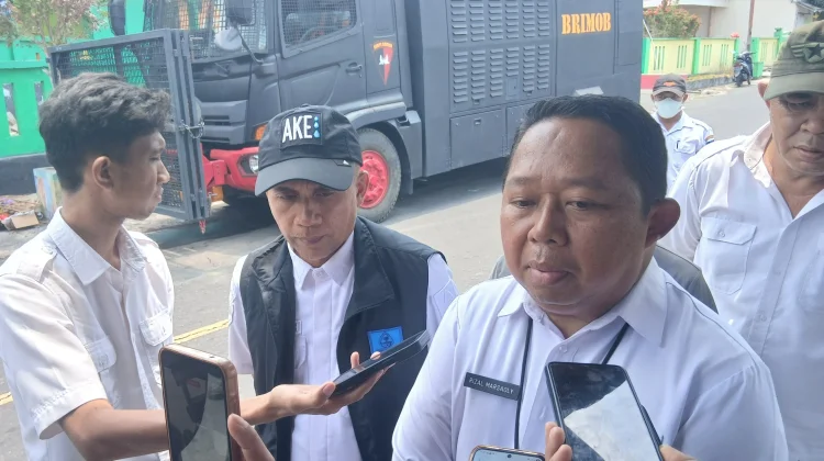 Sediakan Hidran, Percepat Pemadaman Karhutla di TPA Takome