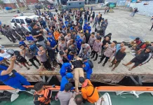 Kapal Karam, 246 Penumpang KM. Intim Teratai Dievakuasi Selamat