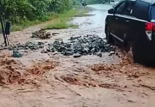 Pemda Haltim Desak PT Anglit Hentikan Aktivitas usai Banjir