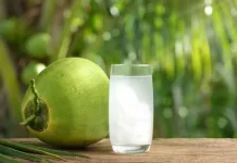 Buka Puasa Sehat dengan Air Kelapa