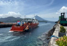 Mati Mesin, Tujuh Penumpang Kapal Selamat