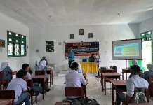 Sosialisasi Penerimaan Polri, Polda Malut Sambangi Madrasah Alkhairaat Guraping