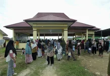 Bupati Halteng Borong 1000-Paket Pangan Murah Bagikan Masyarakat