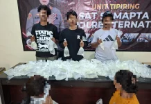 Petugas Gabungan Amankan Puluhan Miras Ilegal di Dufa-Dufa