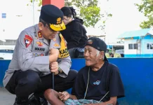 Humanis di tengah Arus Mudik, Kapolda Malut Dekat dengan Warga