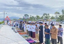 Pimpinan Daerah Muhammadiyah Halsel Gelar Salat Idulfitri di UMKM Milenial Bacan