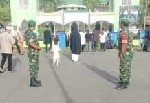 Sinergi TNI-Polri Amankan Sholat Idul Fitri di Wilayah Tobelo