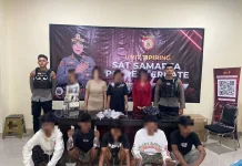 Puluhan Kantong Cap Tikus Disita Polres Ternate saat Pesta Miras