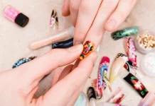 Mengenal Press On Nails, Kuku Palsu Kekinian