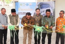 Bupati Haltim Resmikan Gedung Logistik Unkhair di Ternate