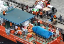Droping Bantuan Logistik Korban Gempa Pulau Batang Dua