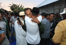 Perdamaian Warga Sibenpopo–Banemo Diliputi  Tangis Haru