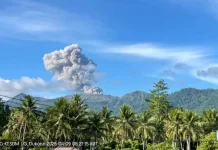 Gunung Dukono Erupsi Setinggi 1.100 Meter pada Kamis Pagi