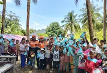 Senyum Kecil dari Pos Pengungsian: Kehangatan Bantuan untuk Anak-anak Batang Dua
