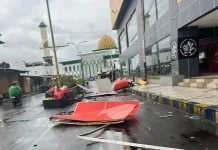Cuaca Ekstrem Ternate, Dinding Plaza Gamalama  Ambruk