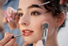 Makeup dan Psikologi: Lebih dari Sekedar Penampilan