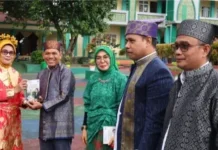 Buku Madrasah Rumah Kita Karya Siswa MTS Negeri 1 Ternate