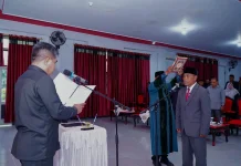 Fokus Pelayanan, Abubakar Nurdin Dilantik Jadi Dirut Perumda Ake Mayora