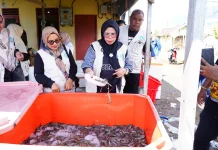 Panen Udang Dowora Tembus 700 Kg, PKK Ambil Peran di Sektor Pemasaran