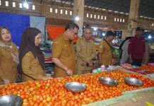 Sekda Pastikan Pasokan Bapok di Tidore Tetap Aman