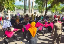 Bhayangkari Turut Meriahkan HUT ke-23 Kepulauan Sula