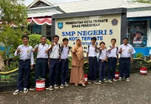Home Visit SMPN 5 Ternate Cegah Siswa Putus Sekolah