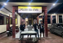 Polisi Gagalkan Peredaran Puluhan Kantong Miras di Oba Utara