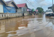Sejumlah Rumah Warga di Kota Sanana Tergenang Air