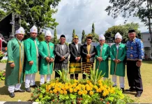 Pemkab Kepulauan Sula Resmi Luncurkan Pakaian Adat Daerah pada HUT ke-23