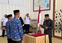 Isi Jabatan Kosong, Bupati Haltim Lantik Tiga Administrator Baru