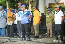 Kurvei Serentak Warnai Apel Pagi Pemkab Halteng, ASN Diminta Jaga Semangat Gotong R