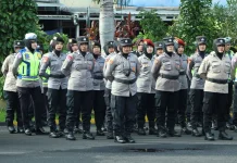 Ratusan Personel Kawal Unras di Ternate