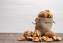 Kacang Kenari, Sumber Nutrisi dengan Beragam Manfaat Kesehatan