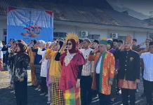 Kanwil Ditjenpas Malut Peringati Harganas Dengan Pakaian Adat Nusantara