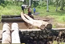 Babinsa Tobelo Barat Inisiasi Pembangunan Jembatan Bersama Masyarakat Desa
