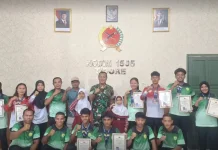 Dandim 1505 Berikan Piagam Penghargaan kepada Atlet Atletik Berprestasi
