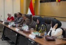 Pemda Sula Serahkan Dokumen Hibah Tanah ke Bawaslu
