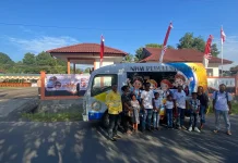 NHM Fasilitasi Transportasi Siswa Sekolah Rakyat di Halmahera Utara