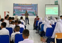 Program KEJAR Dipercepat, OJK Malut Sasar Pelajar SRMP 26 Kota Ternate