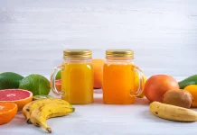 Lebih Baik Makan Buah Langsung atau Dijus?