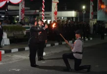 Kapolres Pimpin Upacara Taptu, Kirab Obor Peringatan HUT Kemerdekaan RI di Ternate