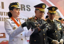 Didampingi Gubernur Sherly, Kapolda Umumkan Pengungkapan 16 Senjata Api Ilegal