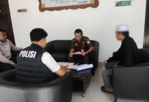 Satreskrim Polres Sula Limpahkan Tersangka Dugaan Pencurian ke Kejaksaan