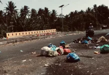 Warga Keluhkan Sampah Berserakan di Jalan Sofifi, DLH Malut Buka Suara