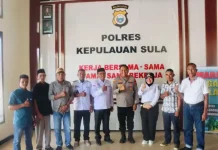 Polres Sula Fasilitasi Pertemuan antara Keterwakilan Pemdes Kawata dan Kaporo