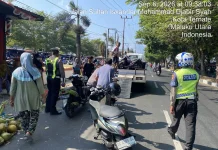 Larangan Parkir, Sejumlah Kendaraan di Pasar Ternate Ditertibkan