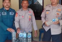 Anggota Polres Sula Amankan Miras Ilegal di Pelabuhan Sanana