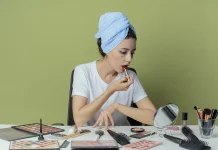 Hindari Kesalahan Make up ini jika Tidak Ingin Make up Terlihat Tua