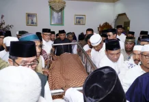 Melepas Jenazah Achmad Mahifa, Wali Kota Tidore Kenang Jasa dan Pengabdiannya